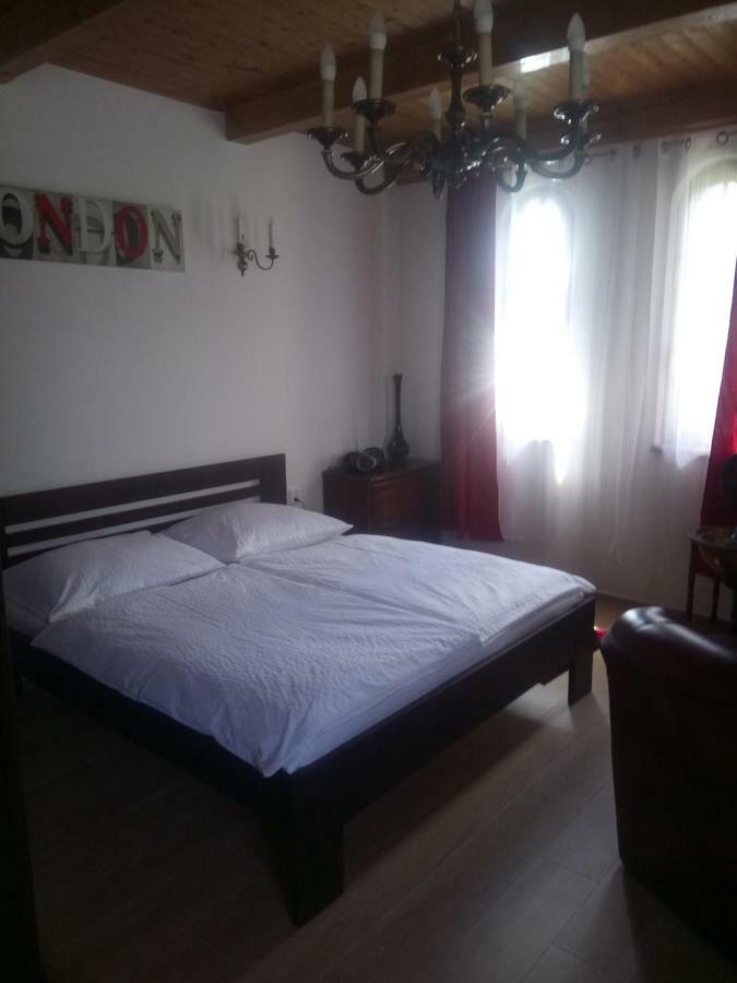 Pension Libra Velešín Extérieur photo