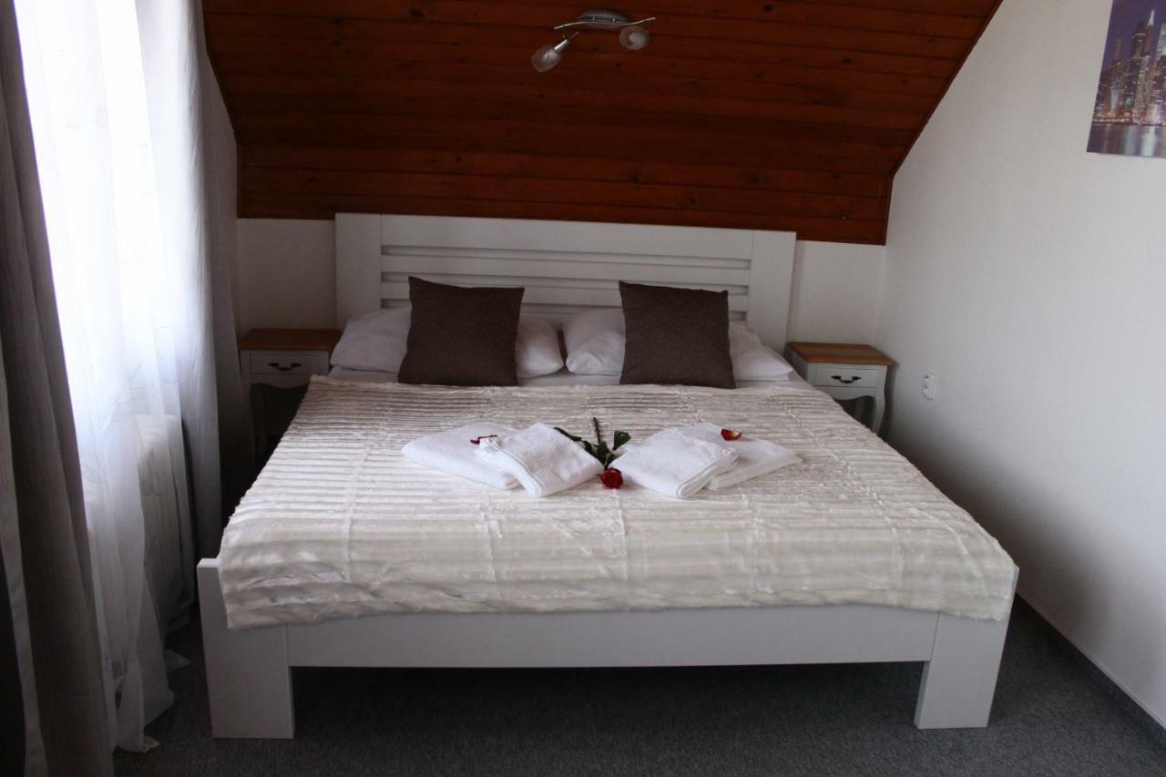 Pension Libra Velešín Extérieur photo